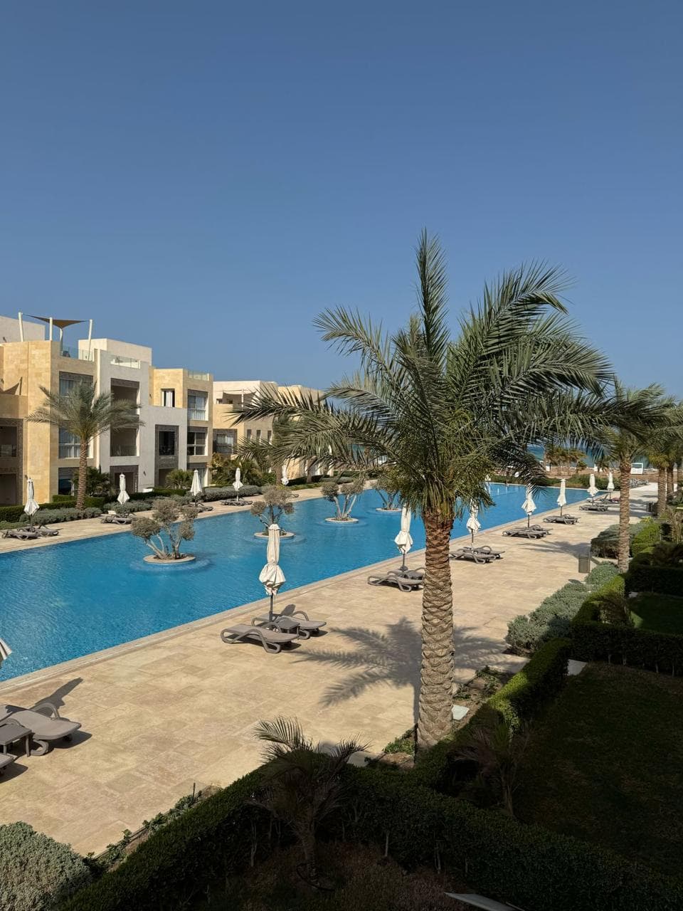 Mangroovy | 2BR with Pool & Sea View