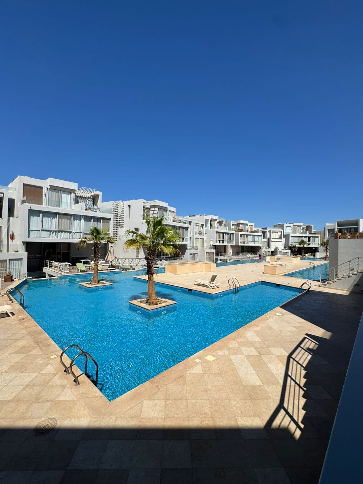 Sholan | Boho-Chic 1BR by the Pool